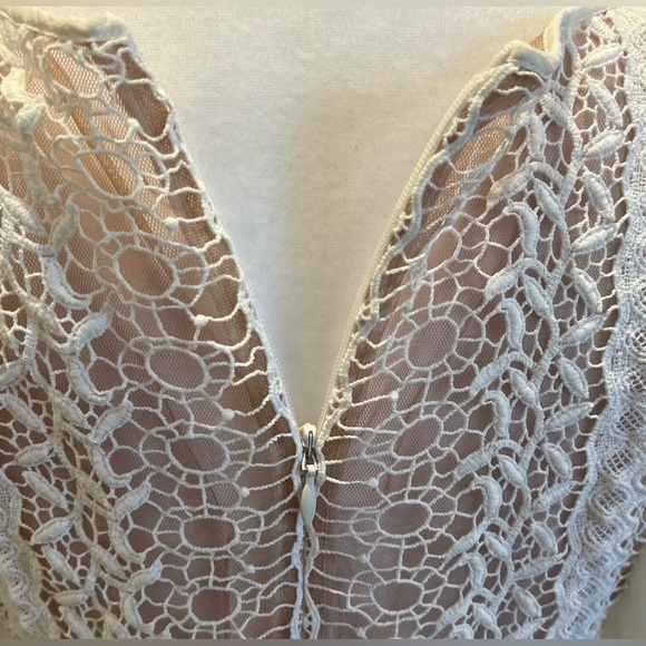 BCBGMaxizaria XS Elegant Cream Lace Women's Top cottagecore fairycore whimsy - Picture 7 of 8